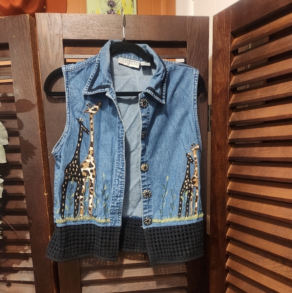 Vintage Blue Denim Vest with Giraffe Embroidery